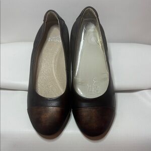 Dansko Dark Brown/Bronze Women's Flats